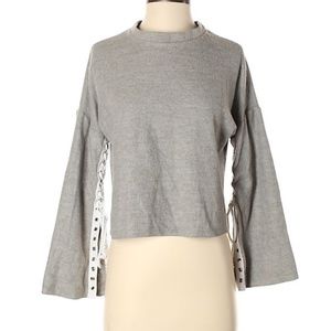 Gaze pullover sweater